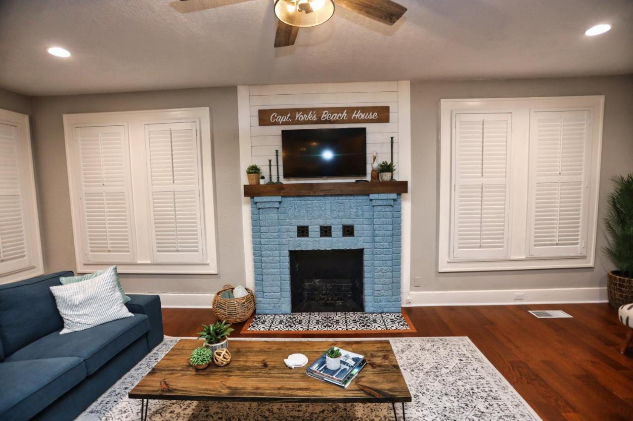 Historic Home Family Friendly Close To Seawall Galveston Exterior photo
